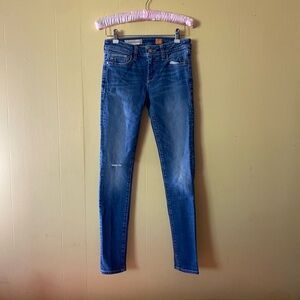 EUC Anthropologie Pilcro cropped skinny jeans, medium wash,minor distress, 25”